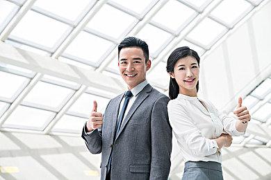 《主播女孩重度依赖》销量突破20万 Steam头像背景制作中